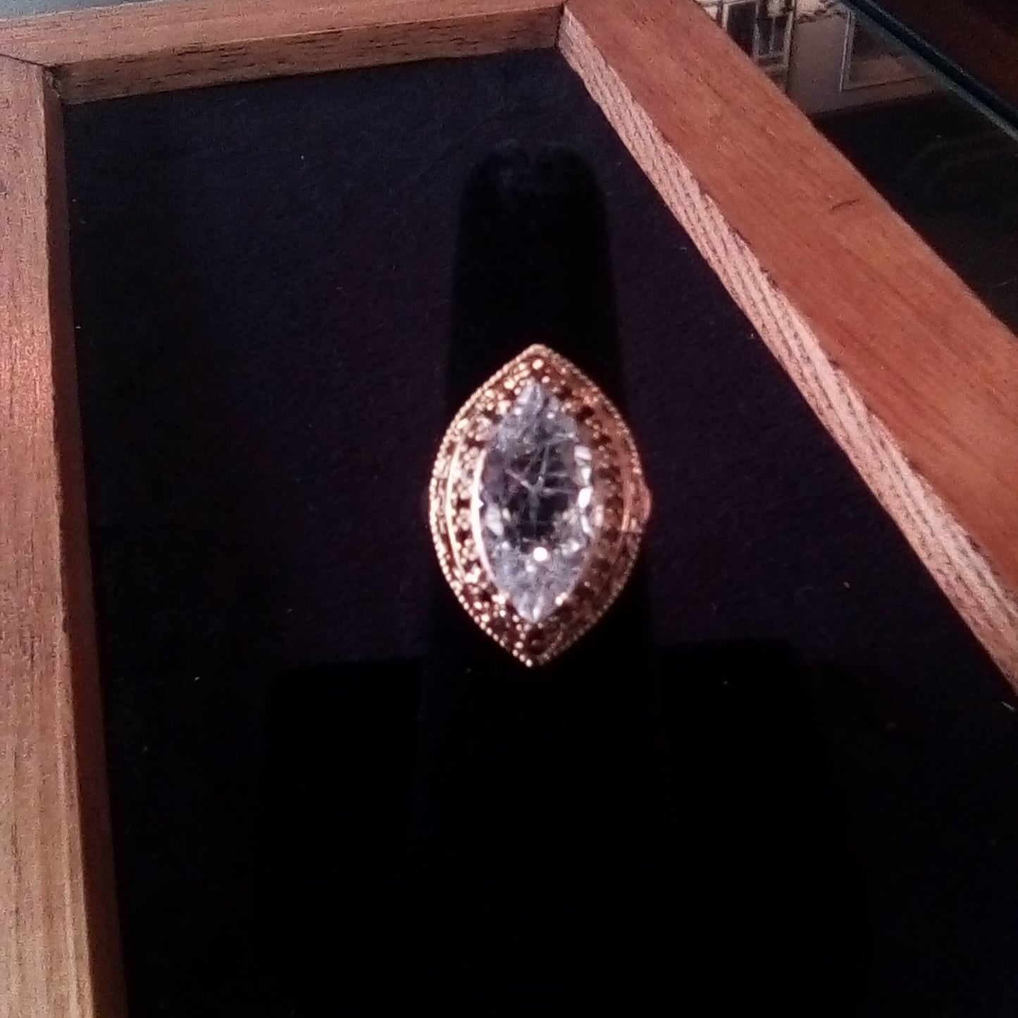 Marquis Quartz